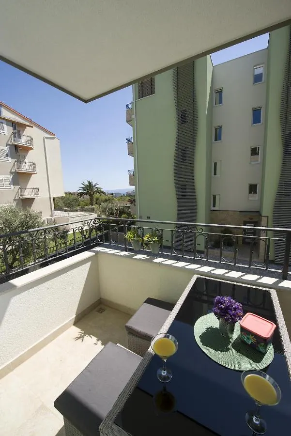 Apartments With Wifi Stobrec, Split - 19767 Croatia